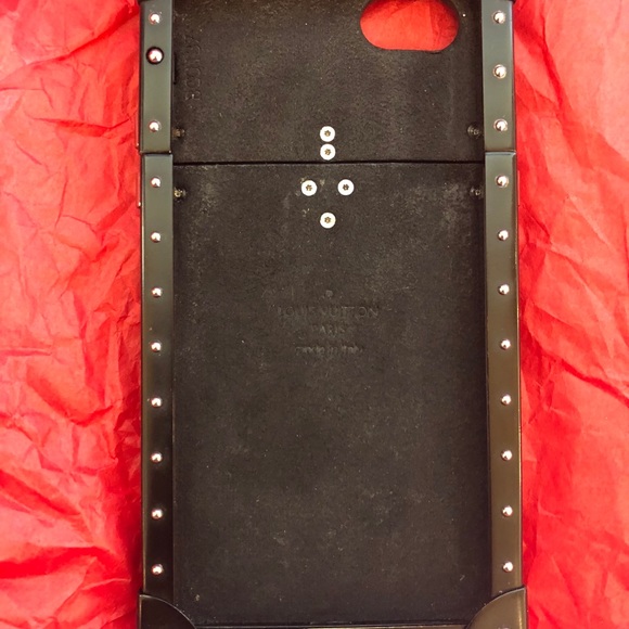 Louis Vuitton Eye Trunk iPhone 7 Case - Picture 2 of 3